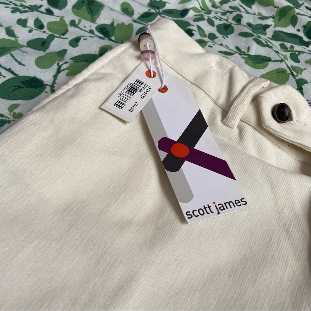 Scott James Vintage Gert Burgandy Corduroy Pants color creme - Picture 4 of 6